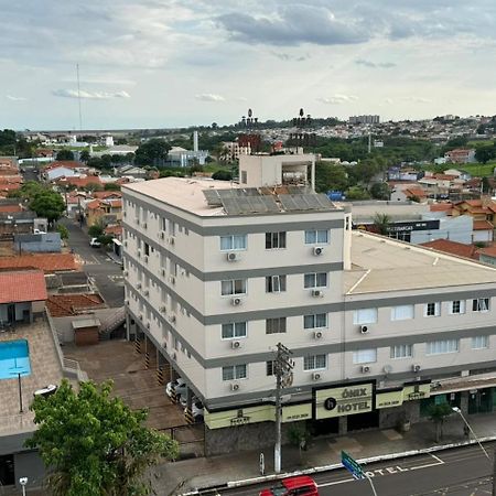 Ônix Hotel Assis Exterior foto